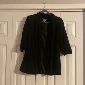 1/4 /ruched sleeve black blazer